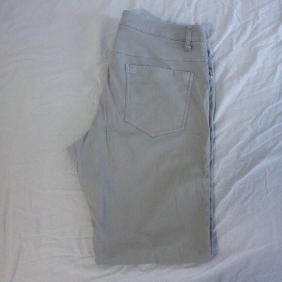 Lululemon ABC 5 Pocket Swift Cotton Pants - Picture 5 of 5
